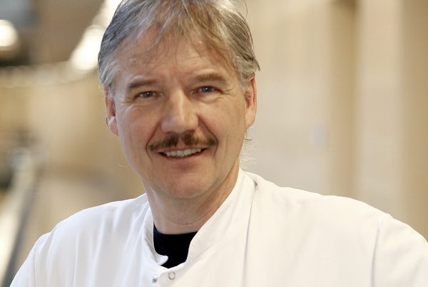 Dr. Asjbørn Mohr Drewes, MD, PhD